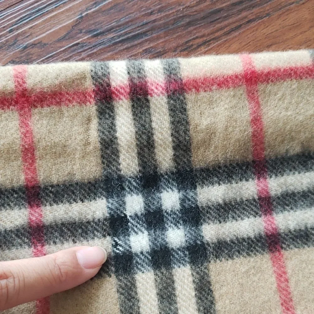 Burberry tan novacheck